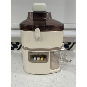 Sanyo Juicer Extractor Sherbet Maker SJ-3000 Vintage Tested & Works